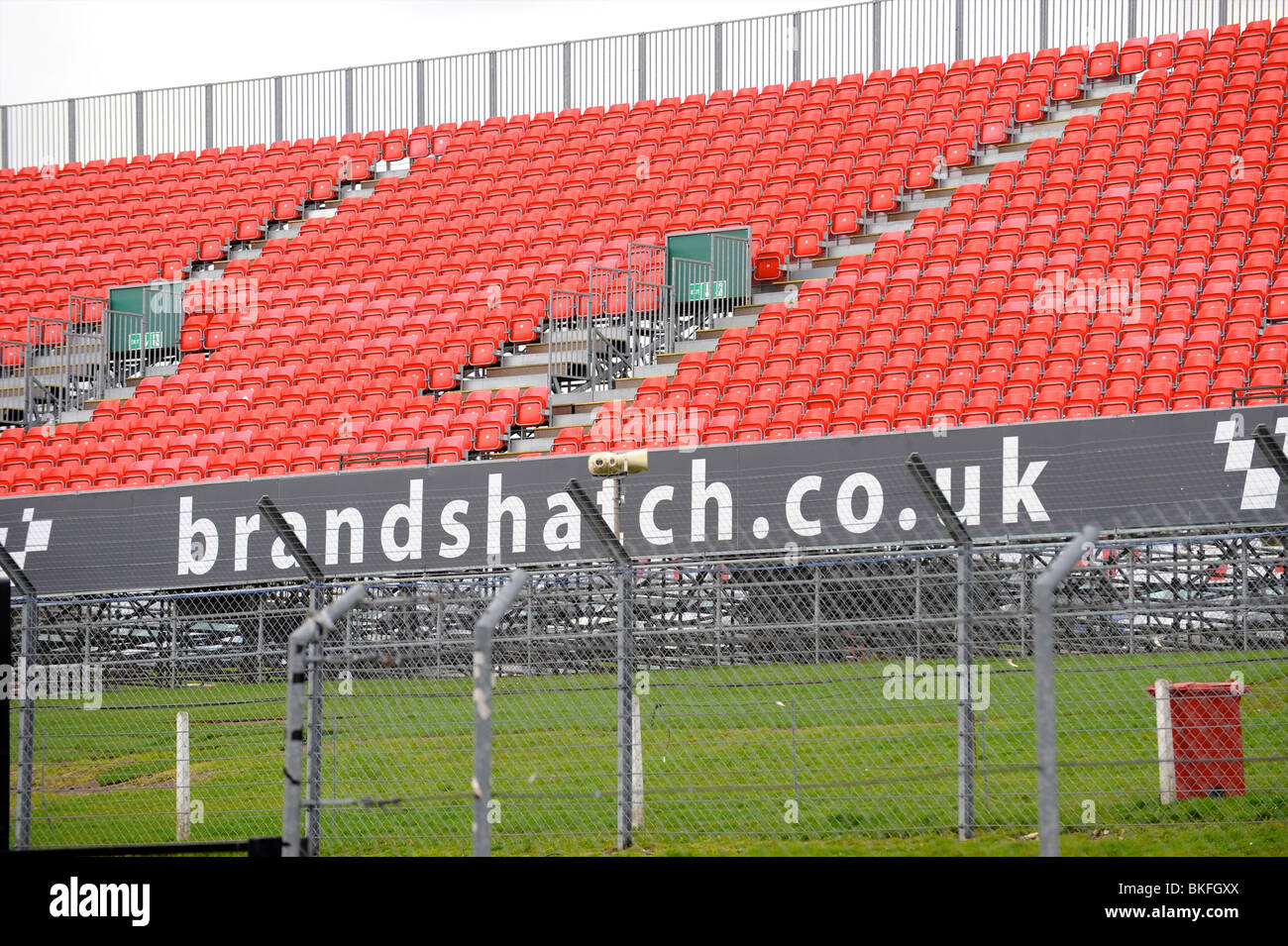 Zuschauertribüne in Brands Hatch Racing Stockfoto
