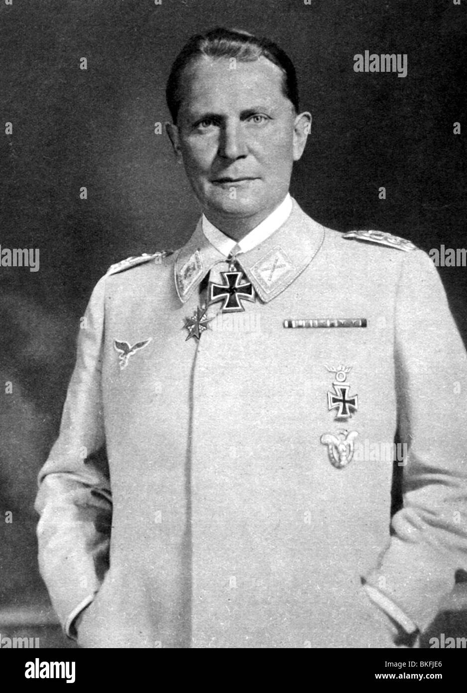 Göring, Hermann, 12.1.1893 - 15.10.1946, deutscher Politiker (NSDAP), Generalfeldmarschall, Oberbefehlshaber der Luftwaffe, halbe Länge, in Uniform, ca. 1940, Stockfoto