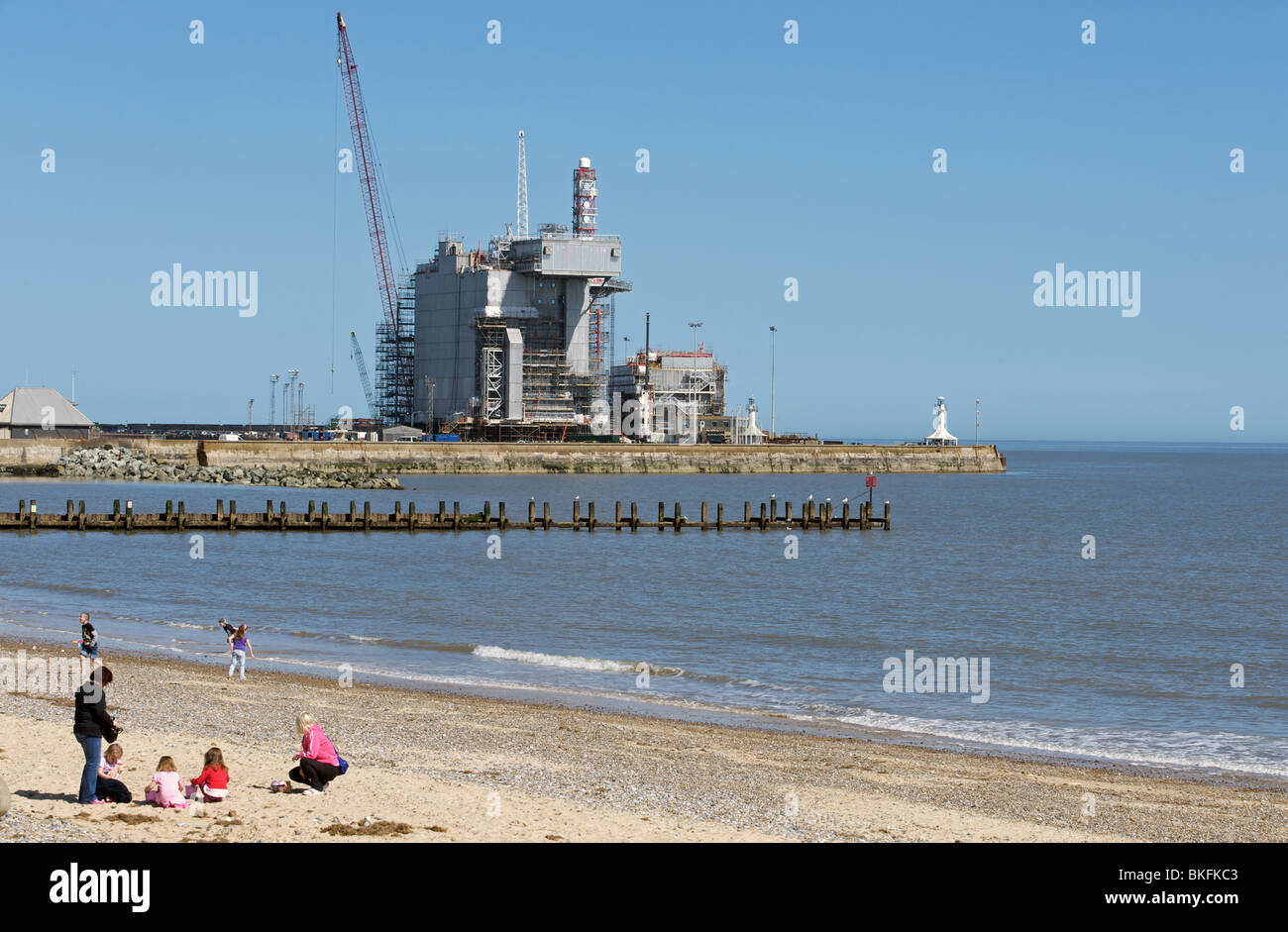 Nordsee-Gas-Unterkunft-Plattform im Bau Stockfoto