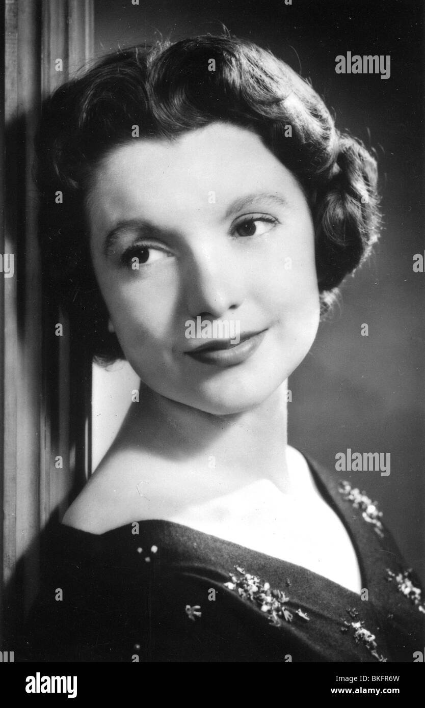 SYLVIA PETERS - britische Schauspielerin und BBC-Sprecher - geboren 1926 Stockfoto