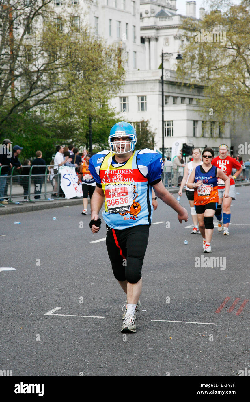 London Marathon 2010 American-Football-Spieler Stockfoto