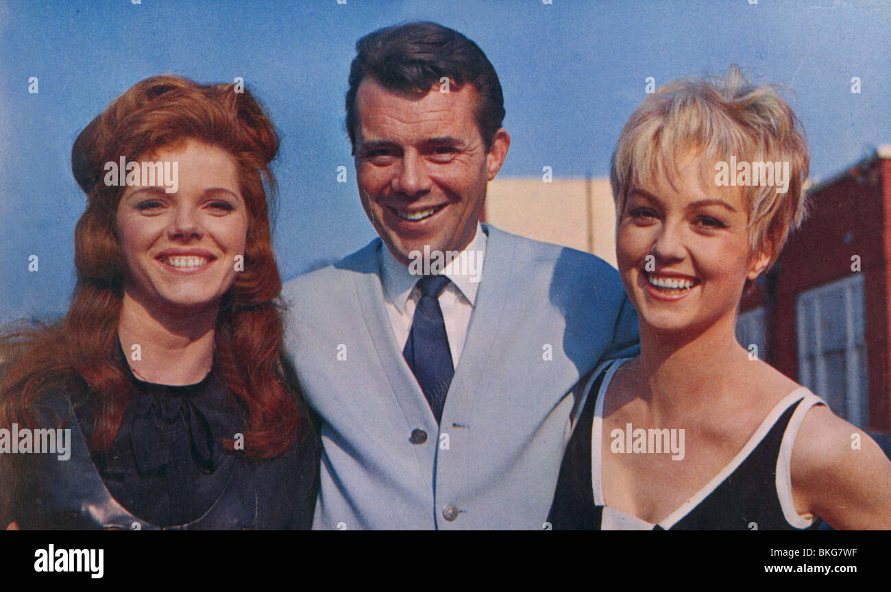 ARZT IN NOT (1963) SAMANTHA EGGAR, DIRK BOGARDE, MYLENE DEMONGEOT HAT 008FOH Stockfoto