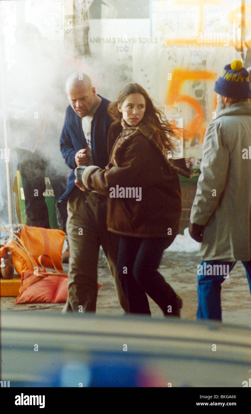 DREHORT PRODUKTION (ALT) (ALT) HINTER DEN KULISSEN (ALT) AM SET (ALT) O/S "TWELVE MONKEYS" (1995) MIT BRUCE WILLIS, Stockfoto