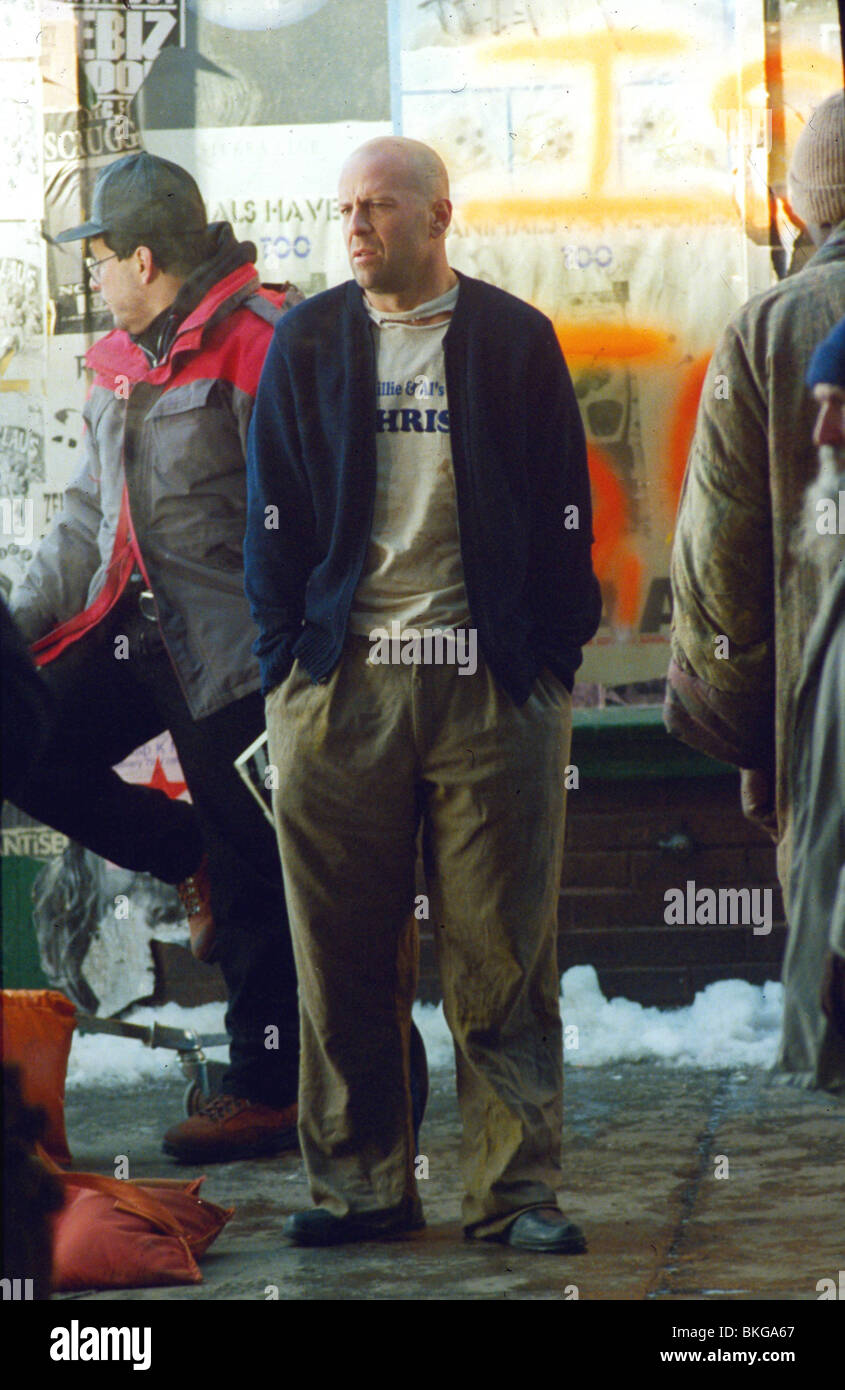 PRODUKTION (ALT) DREHORT (ALT) HINTER DEN KULISSEN (ALT) AM SET (ALT) O/S "TWELVE MONKEYS" (1995) MIT BRUCE WILLIS FILM Stockfoto
