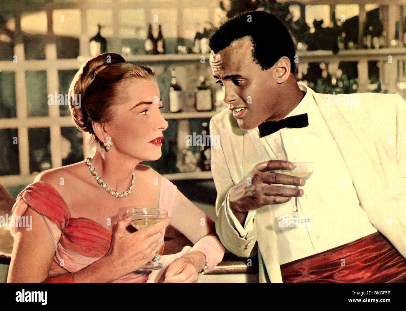 INSEL IN DER SONNE (1957) JOAN FONTAINE, HARRY BELAFONTE ISIS 001 FOH Stockfoto