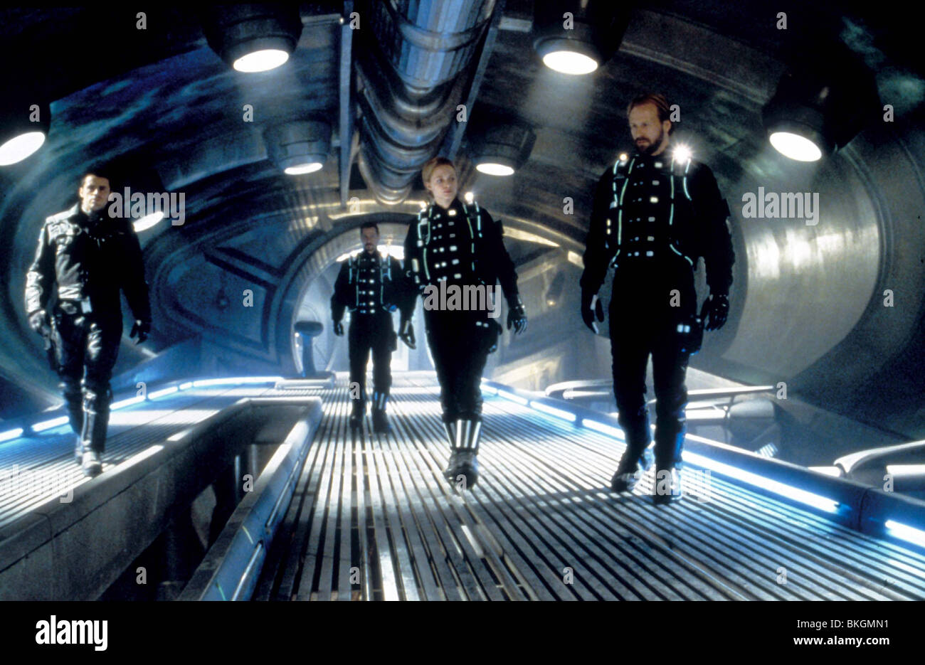 LOST IN SPACE (1998), MATT LE BLANC, GARY OLDMAN, HEATHER GRAHAM, WILLIAM VERLETZT LOSP 129 Stockfoto