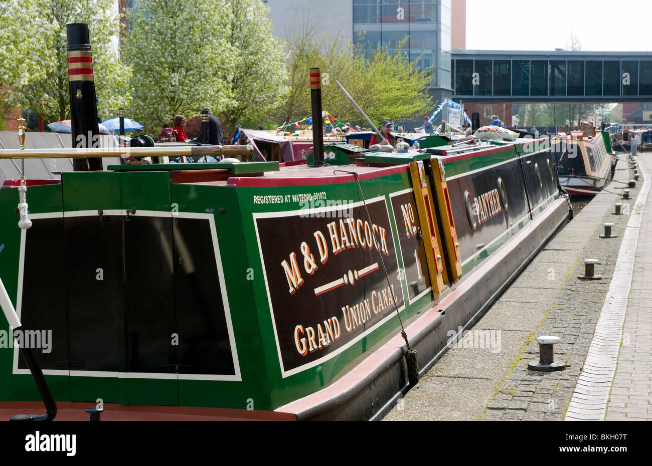 Bunt bemalte Narrowboats in Banbury Stockfoto