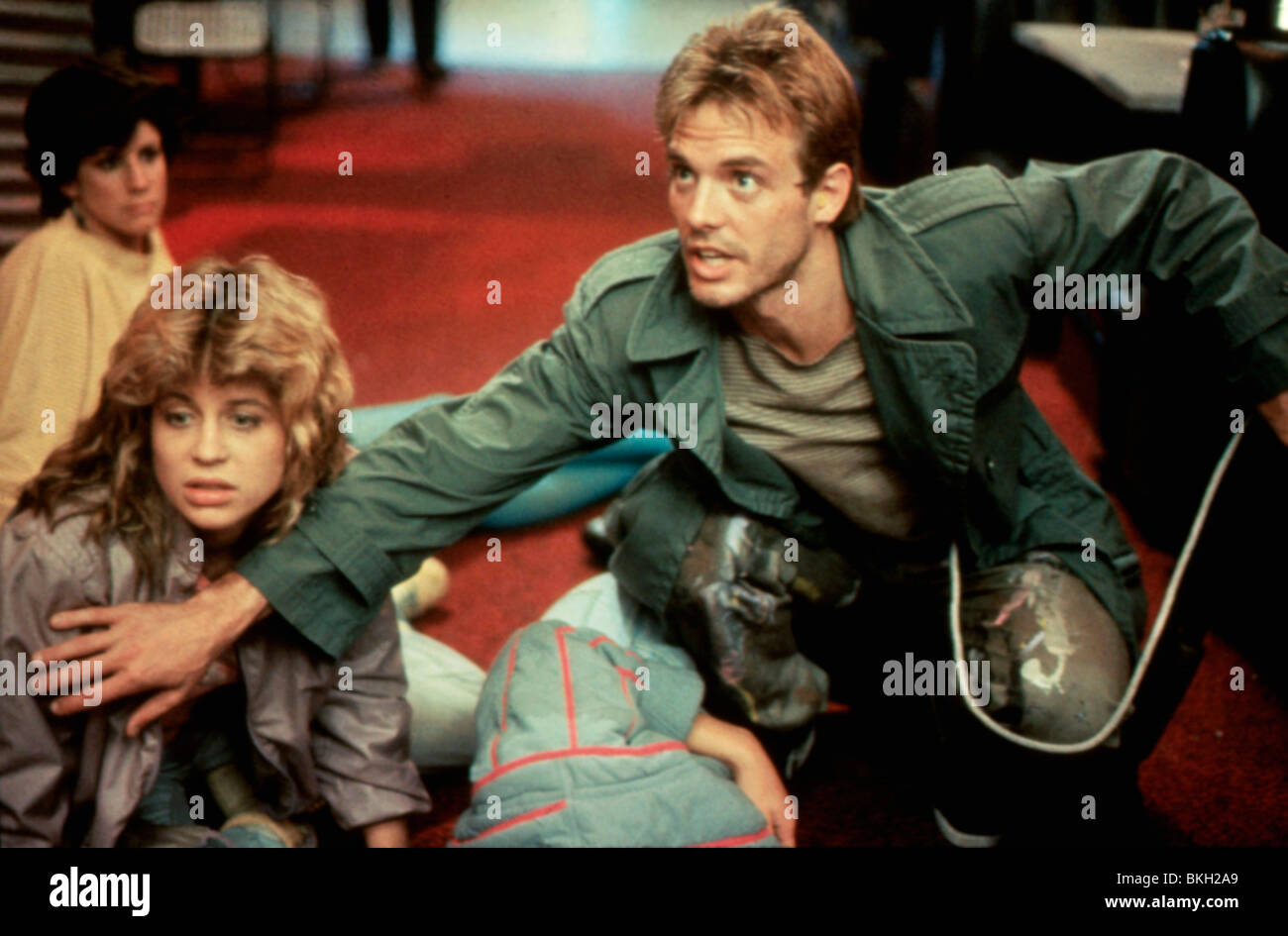 DER TERMINATOR (1984)-LINDA HAMILTON, MICHAEL BIEHN TRM 033 Stockfoto