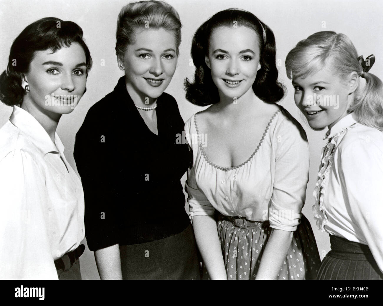 BIS SIE SEGEL (1957) JEAN SIMMONS, JOAN FONTAINE, PIPER LAURIE, SANDRA DEE UNTS 002 P MOVIESTORE G LTD Stockfoto
