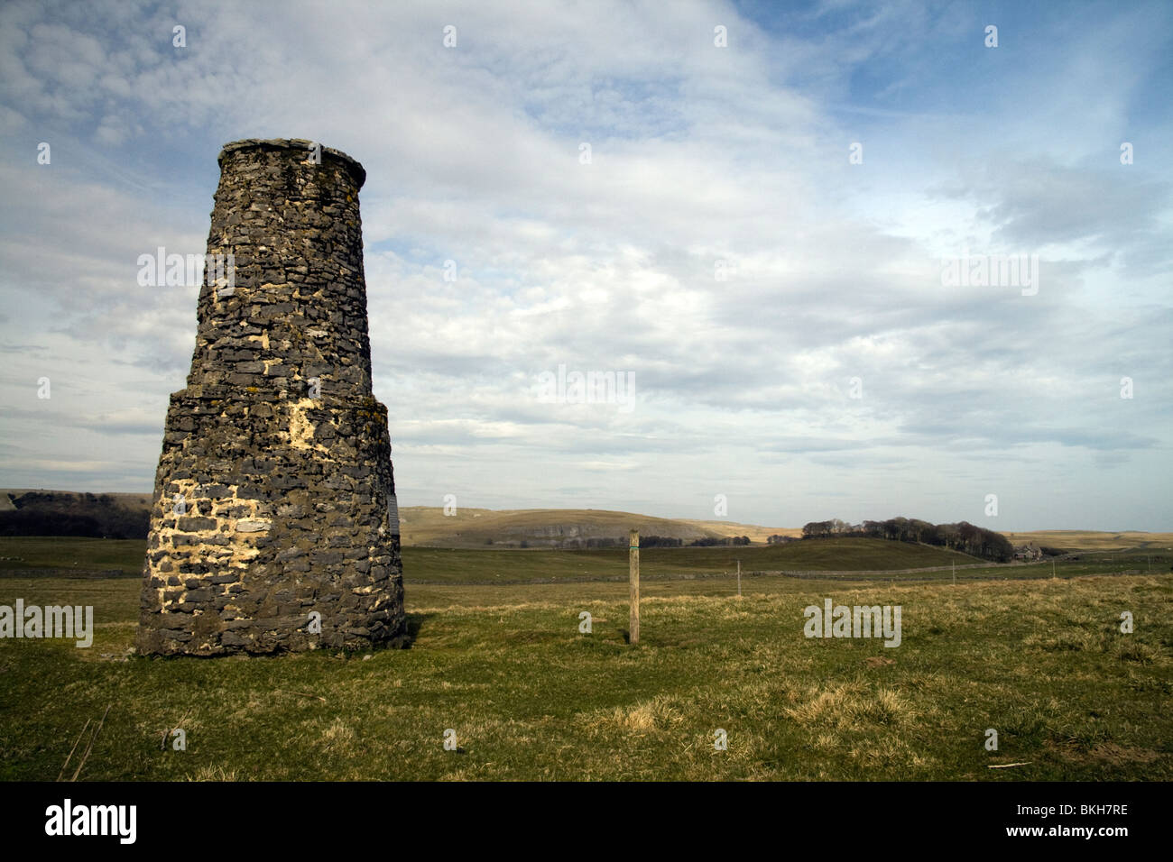 A roch Mühle Schornstein in der Nähe von Malham Tarn Stockfoto