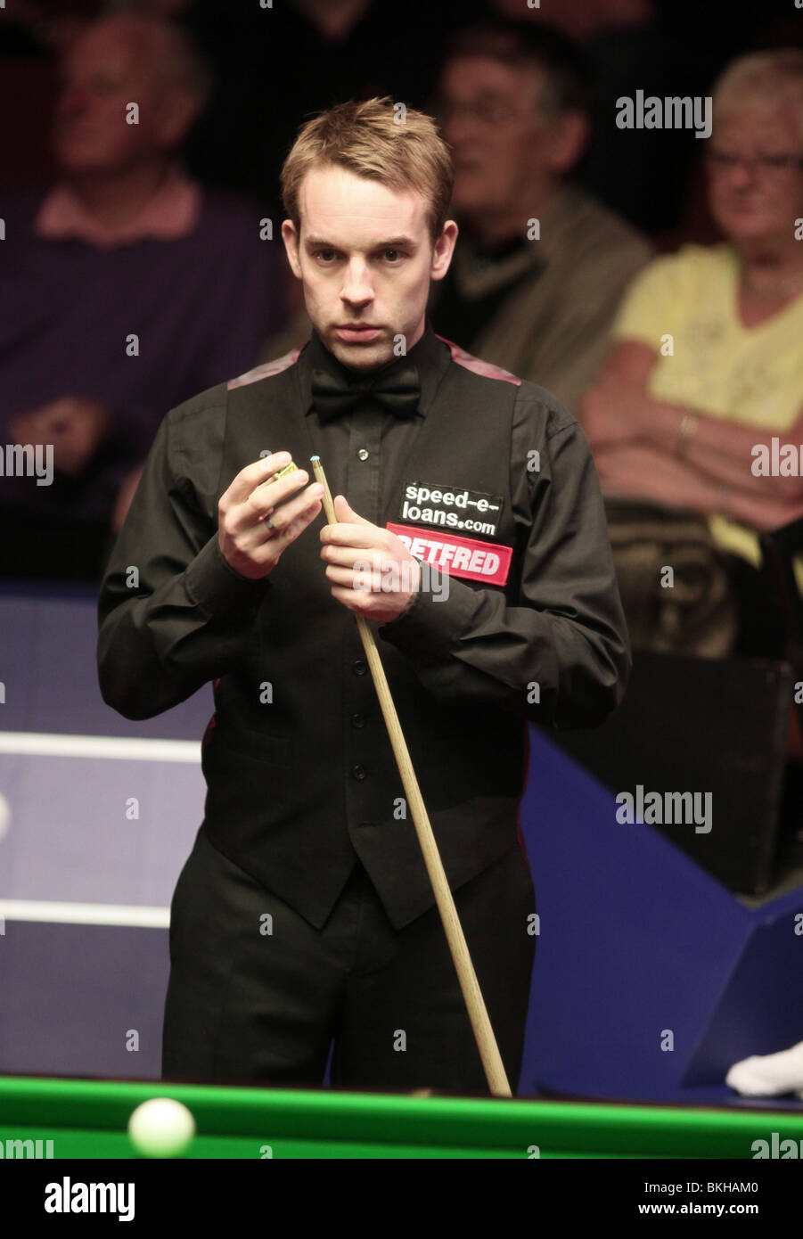 ALI CARTER WORLD SNOOKER CHAMPIONSHIP der Tiegel SHEFFIELD ENGLAND 19. April 2010 Stockfoto