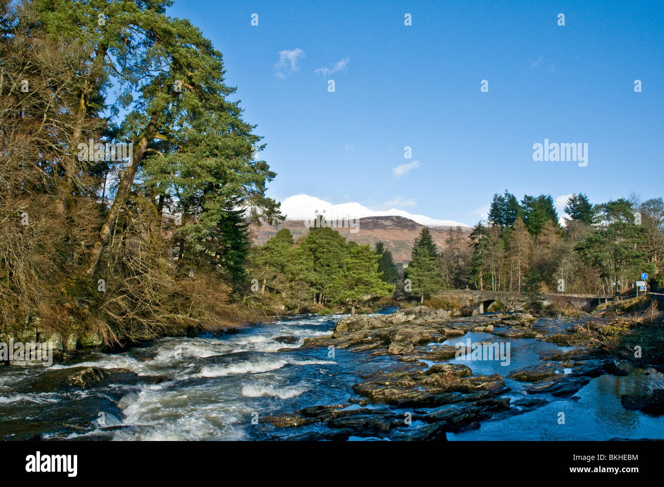 River Dochart & Falls of Dochart Killin Stirling District in Schottland winter Stockfoto