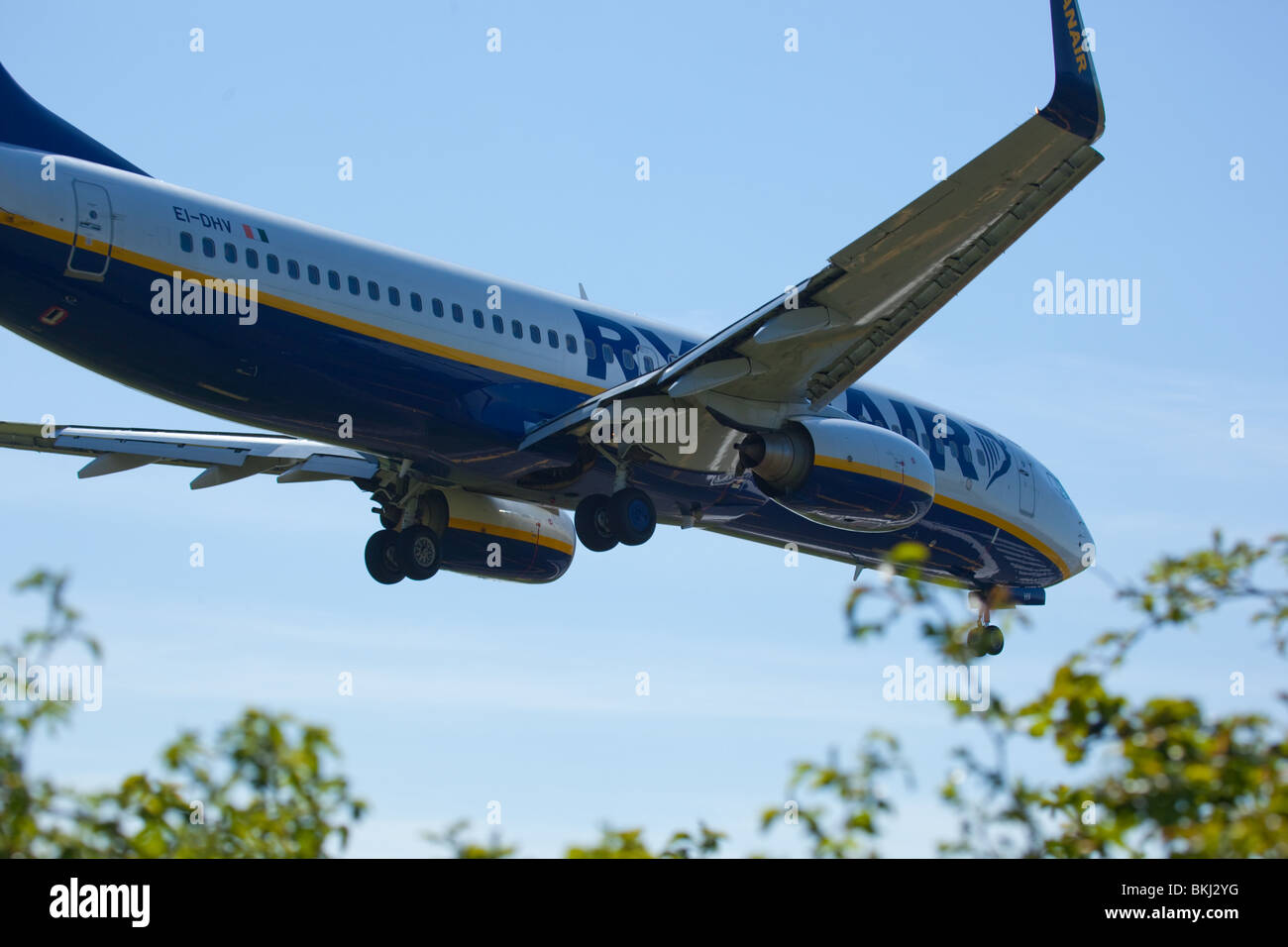 Ryanair Boeing 737 landen hereinkommen Stockfoto