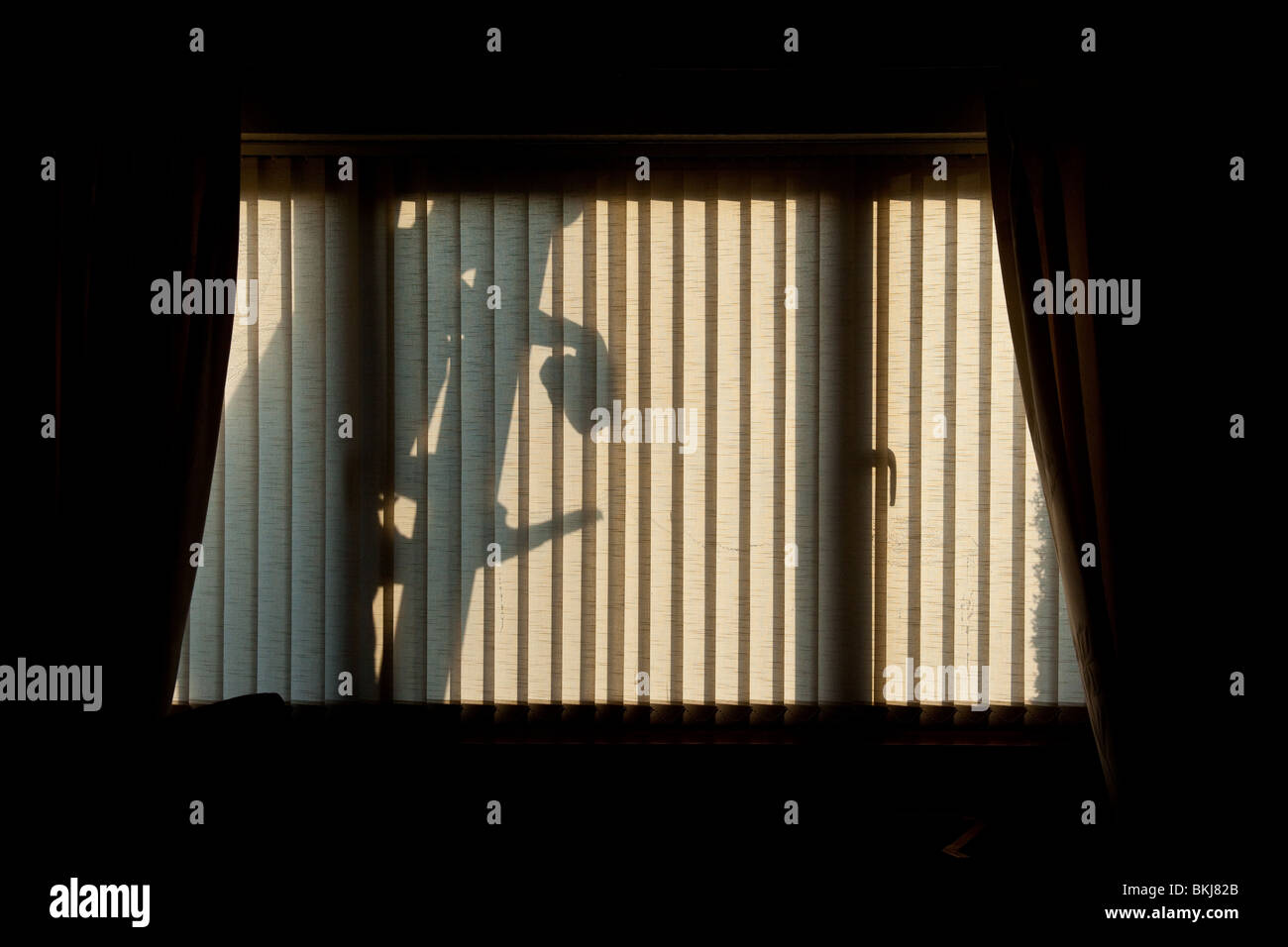 Silhouette der Fensterputzer, Sheffield, England. Stockfoto