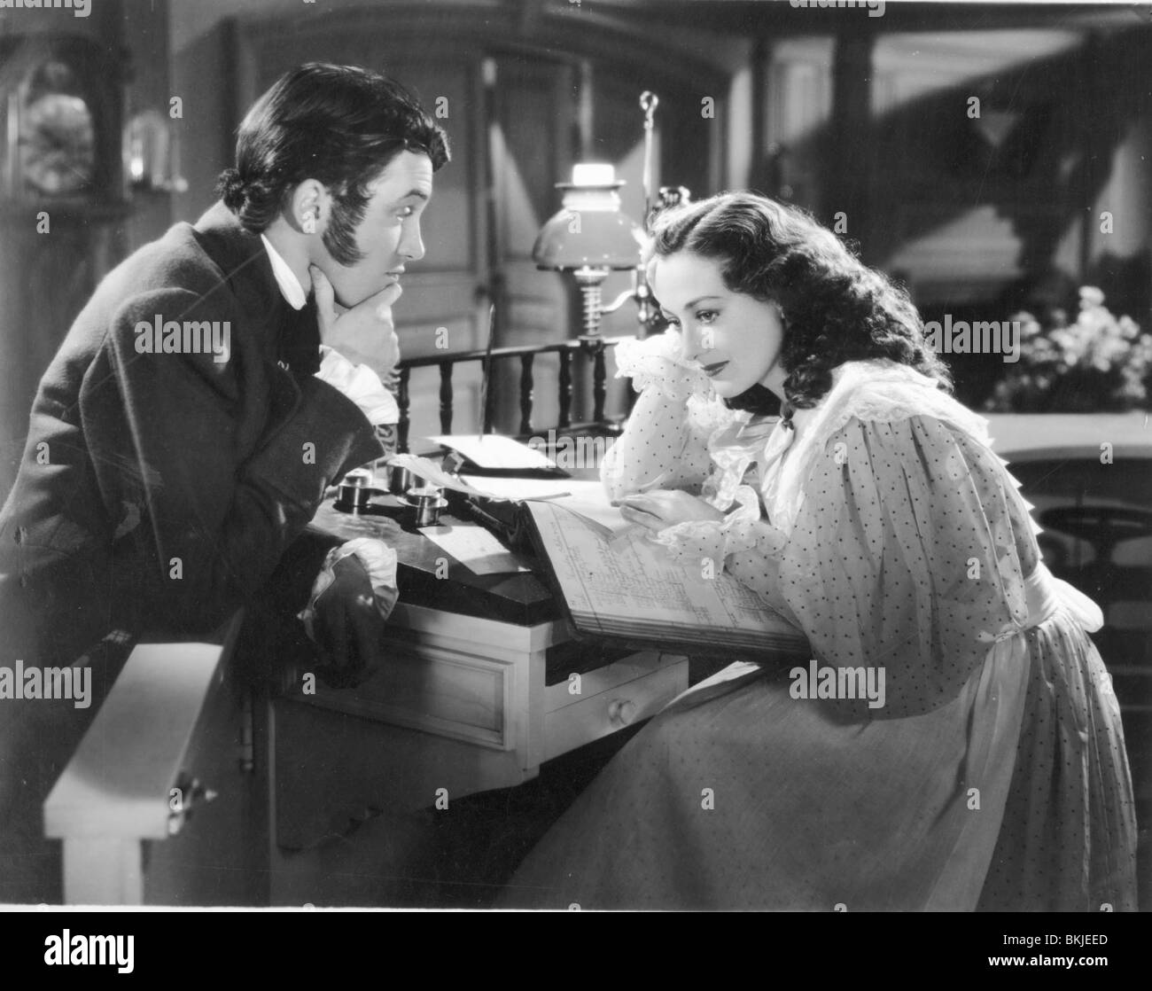 GORGEOUS HUSSY (1936) JAMES STEWART, JOAN CRAWFORD GGHY 002P Stockfoto
