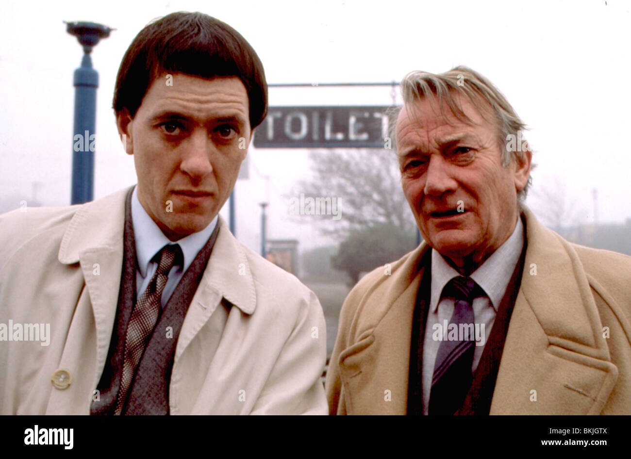 TÖTUNG DAD (1989) RICHARD E GRANT, DENHOLM ELLIOTT KILD 002 Stockfoto