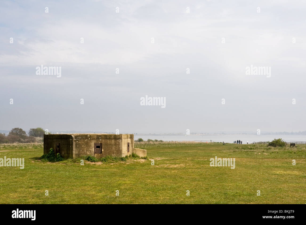 Überreste einer sechseckigen konkrete WWII-Bunker in einem Feld zu East Mersea in Essex. Stockfoto