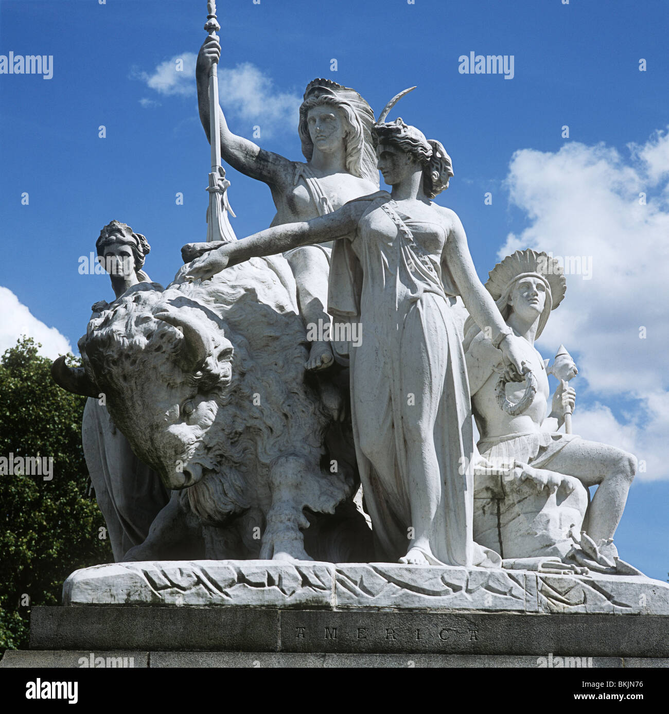 England, London, Kensington Gardens, Albert Memorial, "America" Gruppe von John Bell Stockfoto