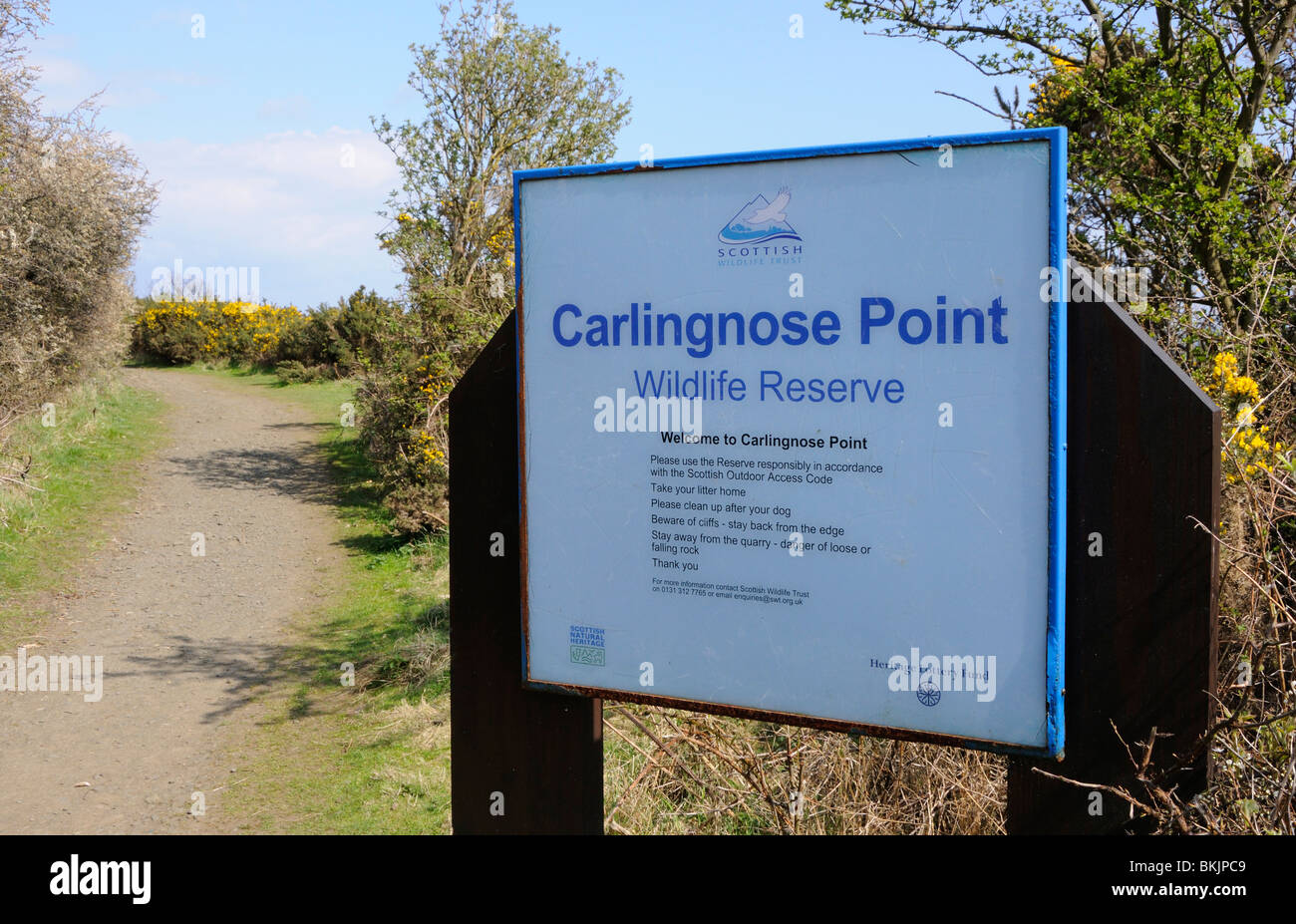 Der Eingang in die Scottish Wildlife Trust Carlingnose Punkt Wildlife Reserve, Fife, Schottland, UK. Stockfoto