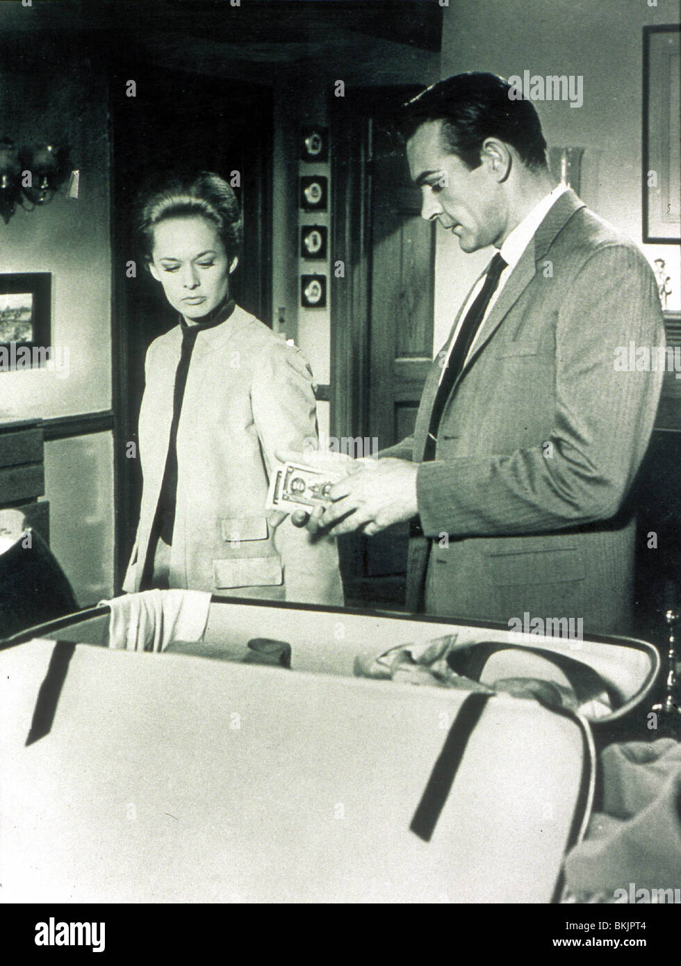 MARNIE (1964) TIPPI HEDREN, SEAN CONNERY MRN 008 Stockfoto