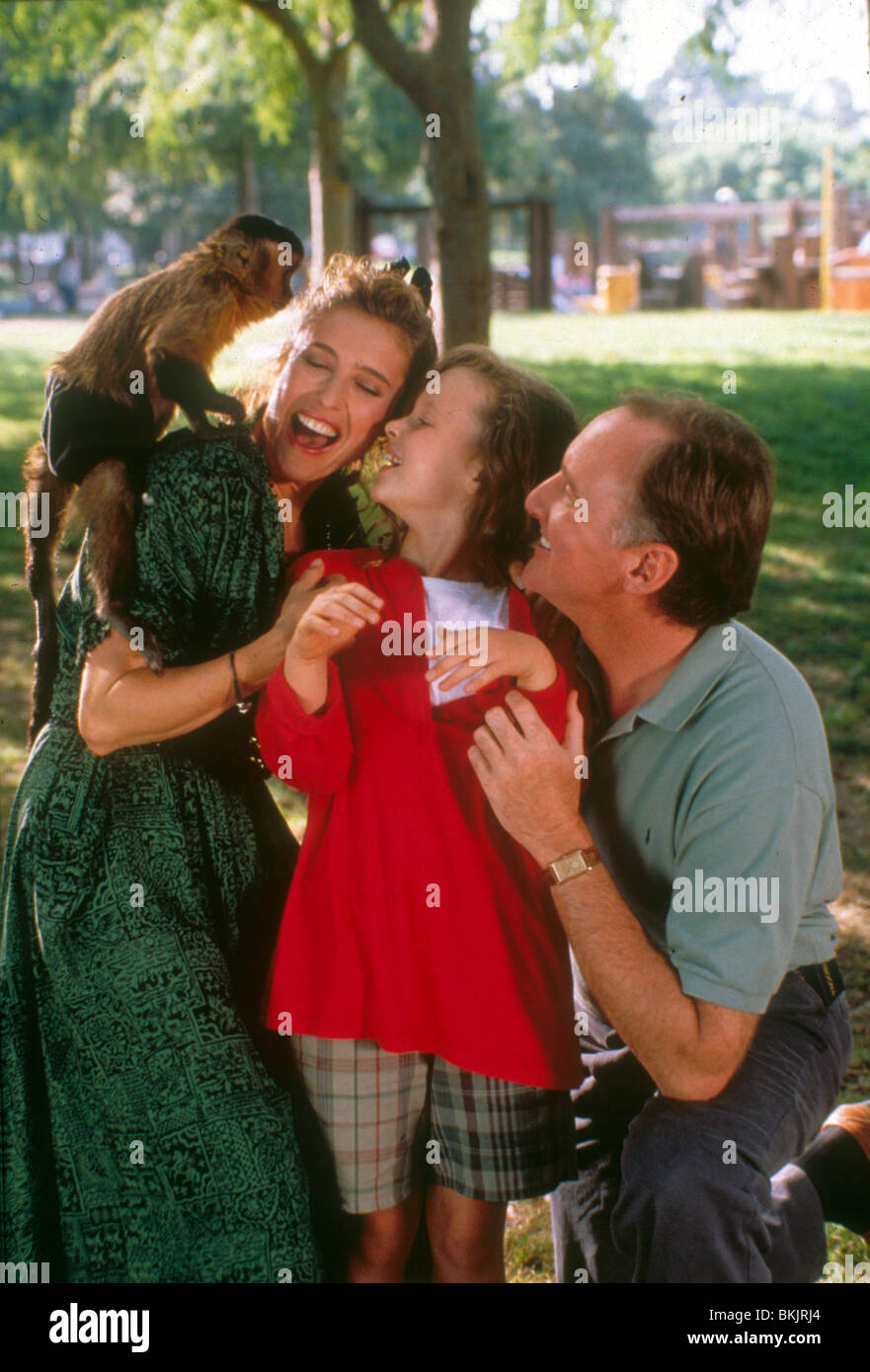 MONKEY TROUBLE (1994) MIMI ROGERS, THORA BIRCH, CHRISTOPHER MCDONALD MKYT 004 L Stockfoto