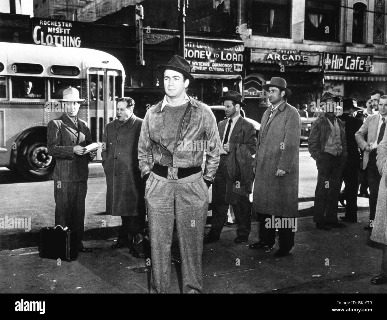 DIE STRAßE OHNE NAMEN (1948) SWNN 001-01 Stockfoto