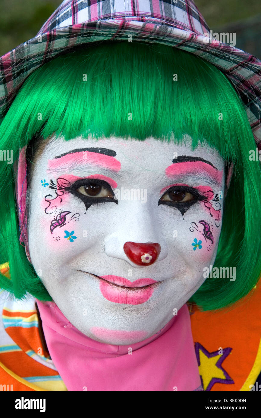 Eine weibliche Clown Performer in der Stadt Puebla, Puebla, Mexiko. Stockfoto