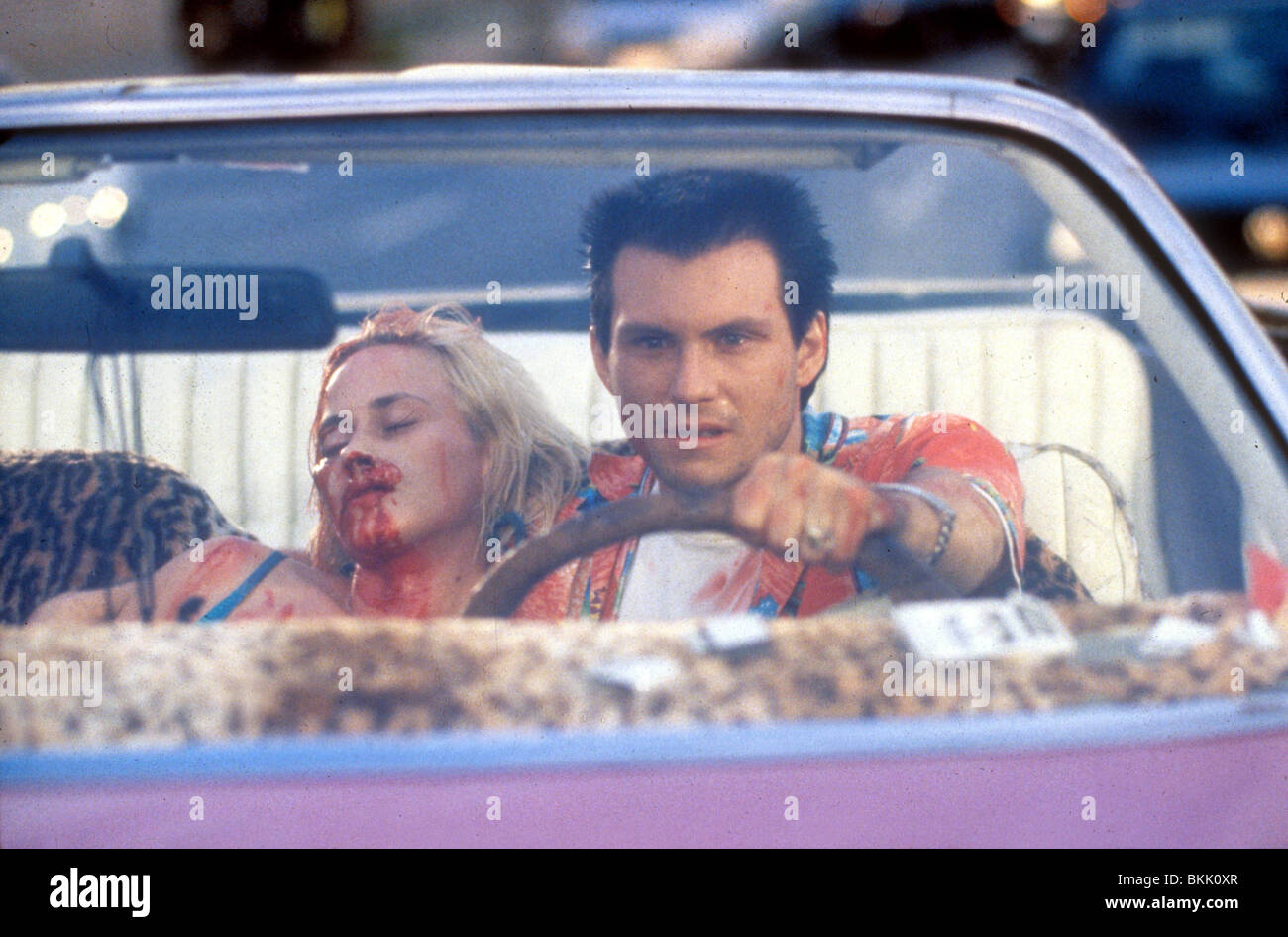 TRUE ROMANCE (1993) PATRICIA ARQUETTE, CHRISTIAN SLATER TRR 009 Stockfoto