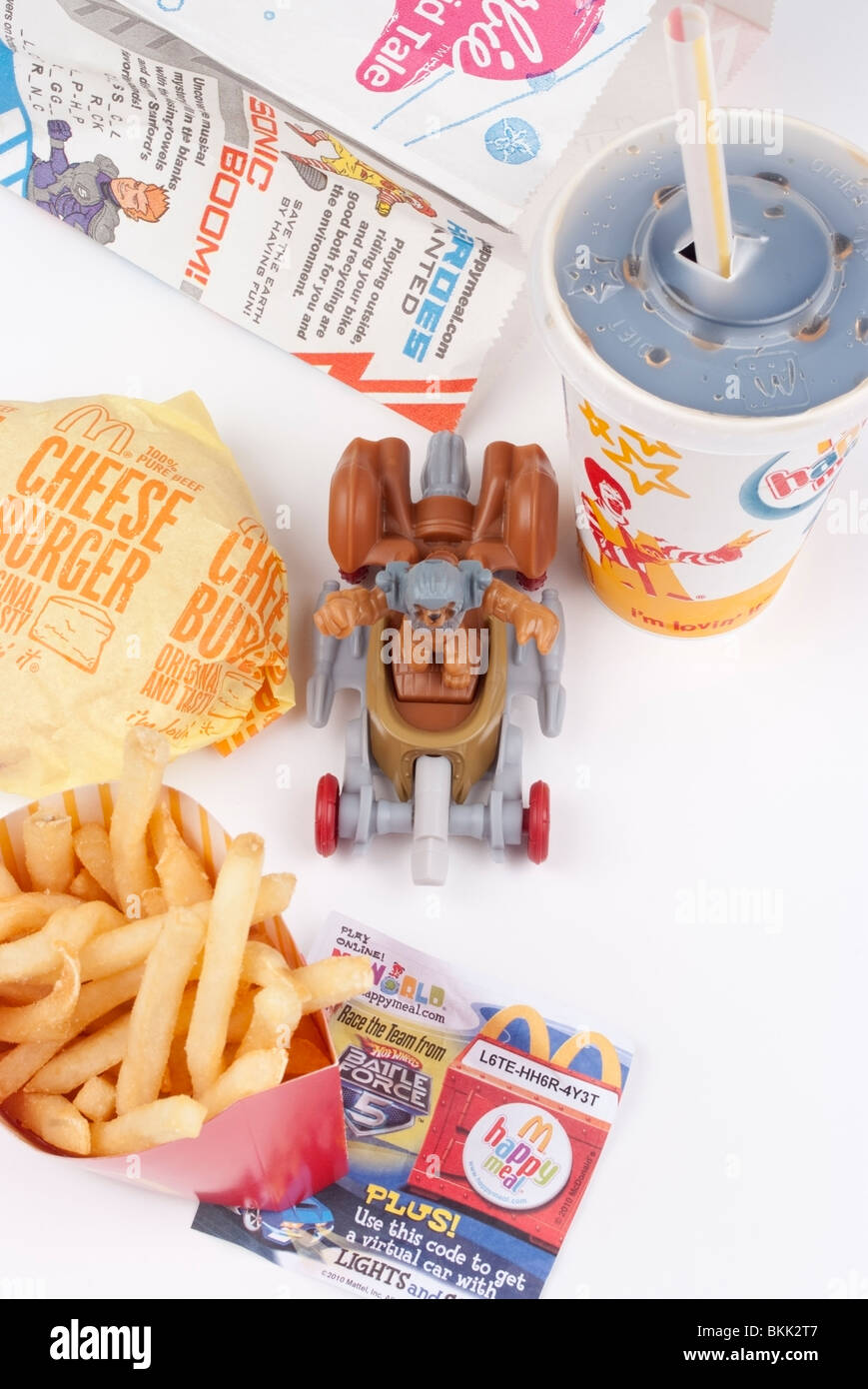 Santa Clara County Vorgesetzten übergeben die erste Verordnung in den USA Verbot Spielzeugen "Kalorienreiche" Fastfood Kindergerichte Stockfoto