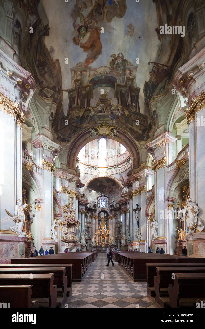 Schiff, St. Nicholas Church, Mala Strana, Prag, Tschechische Republik Stockfoto