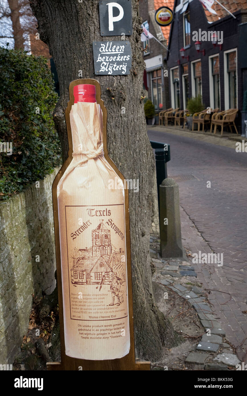 Alkoholhaltiges getränk -Fotos und -Bildmaterial in hoher Auflösung – Alamy