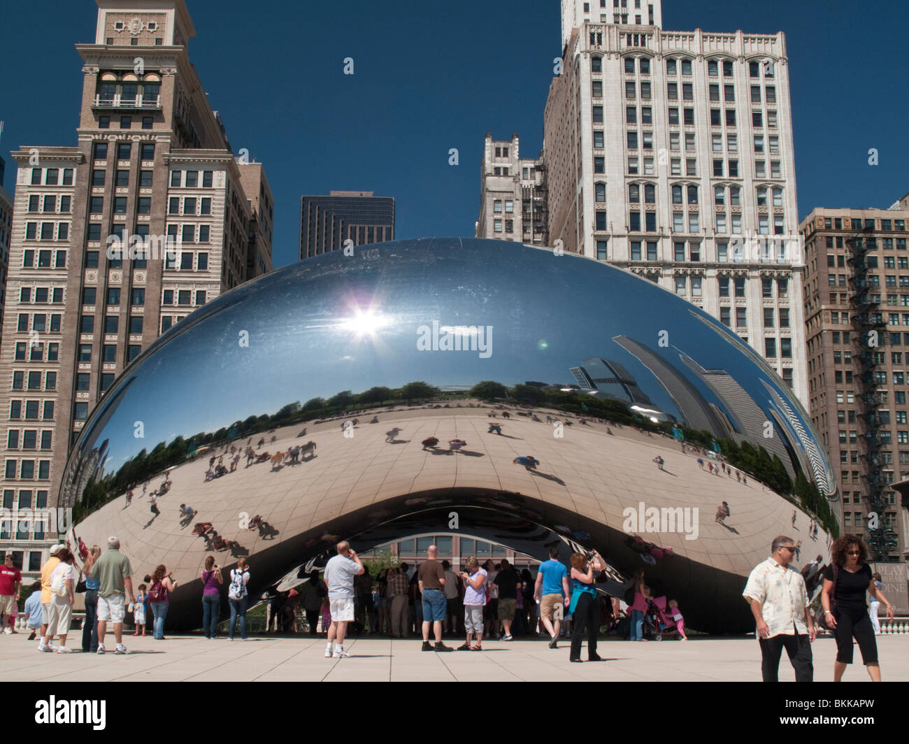 Anish Kapoors Cloud Gate Skulptur auf AT&T Plaza in Millennium Park, Chicago Stockfoto