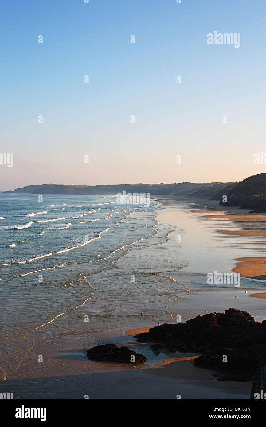 Sonnenaufgang in Perranporth, Cornwall Stockfoto