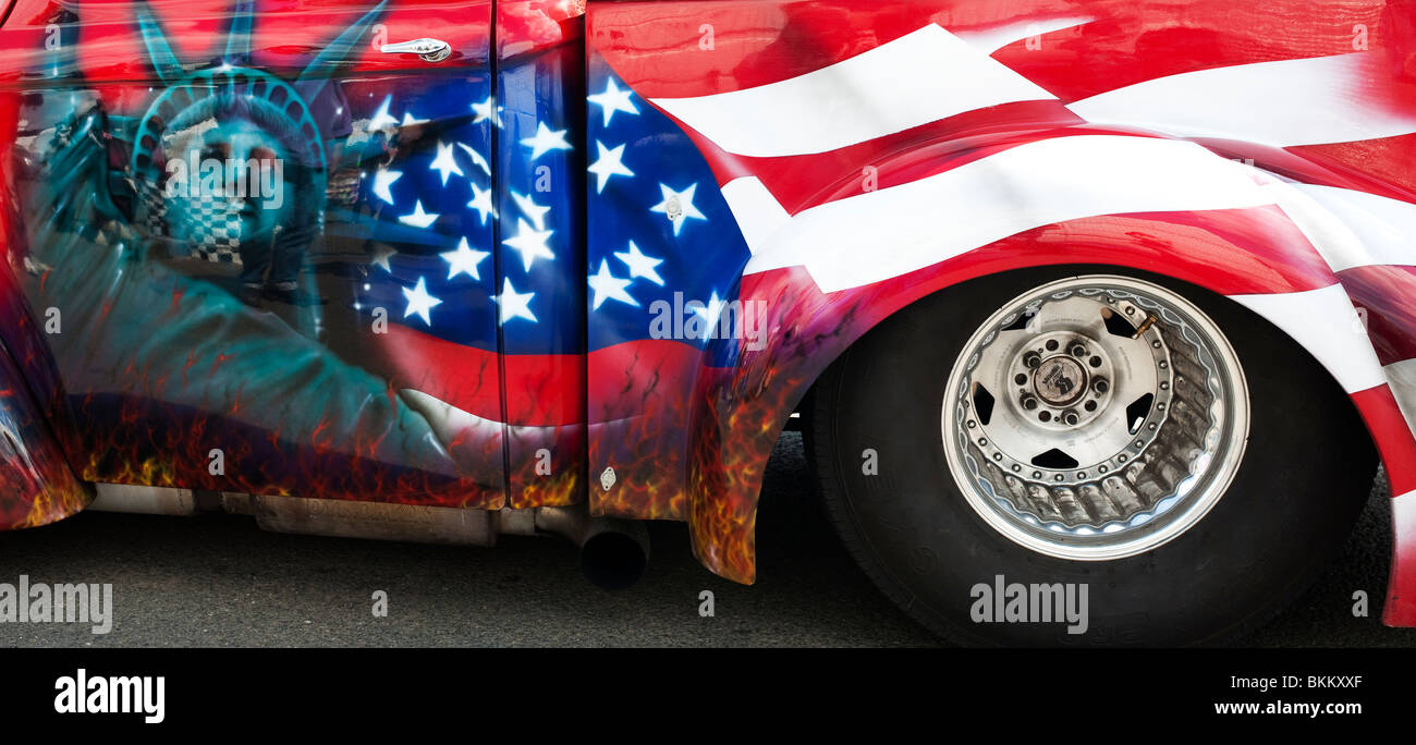 Willys abholen Sonderlackierung Job Drag Car auf dem Santa Pod Raceway. England Stockfoto