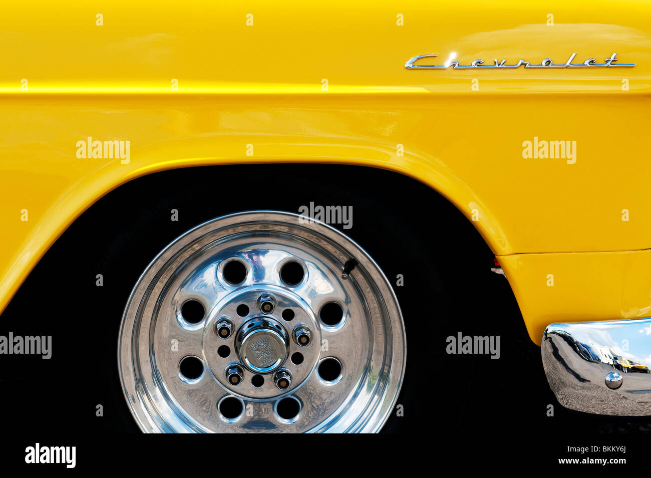 1955 Chevrolet Bel Air. Chevy. Klassische amerikanische Auto in Santa Pod Raceway, England. Zusammenfassung Stockfoto