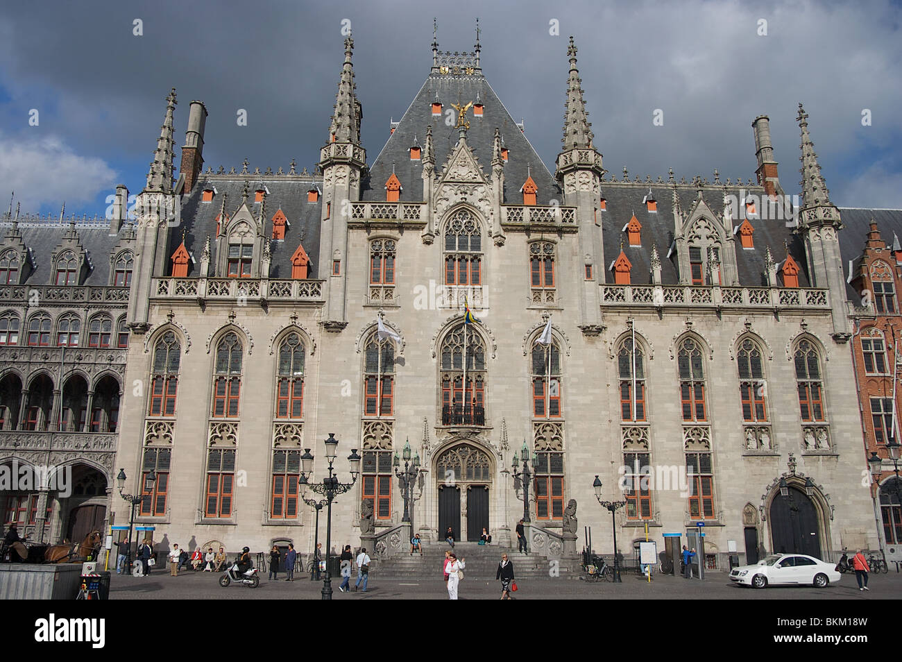 Das Landesgericht Gebäude in Brügge Marktplatz. Stockfoto