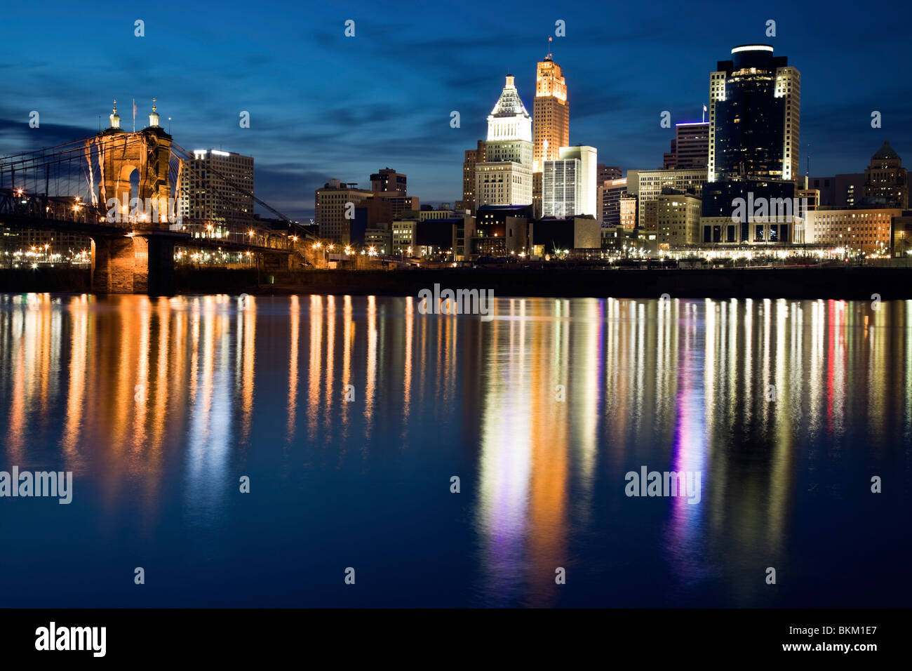 Cincinnati nach Sonnenuntergang. Stockfoto