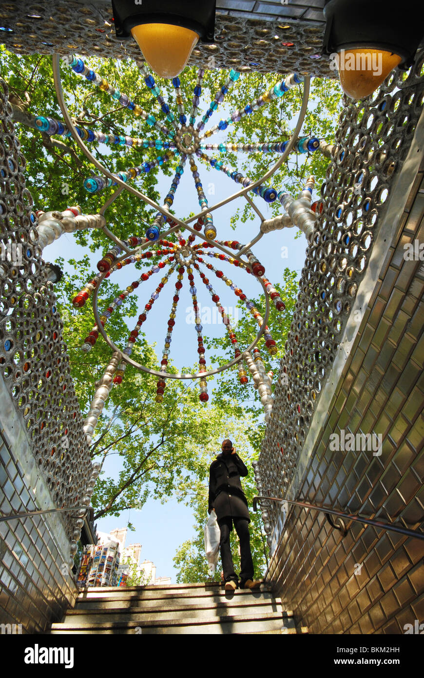 Palais Royal u-Bahn Eingang am Place Colette Paris France Stockfoto