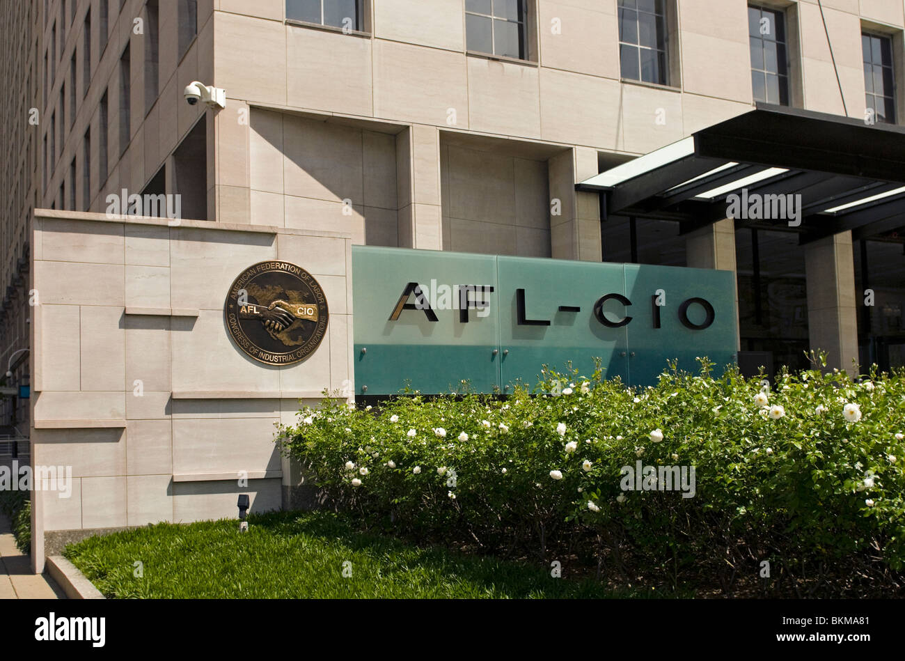 Der vordere Eingang ins AFL-CIO-Hauptquartier in Washington DC. Stockfoto