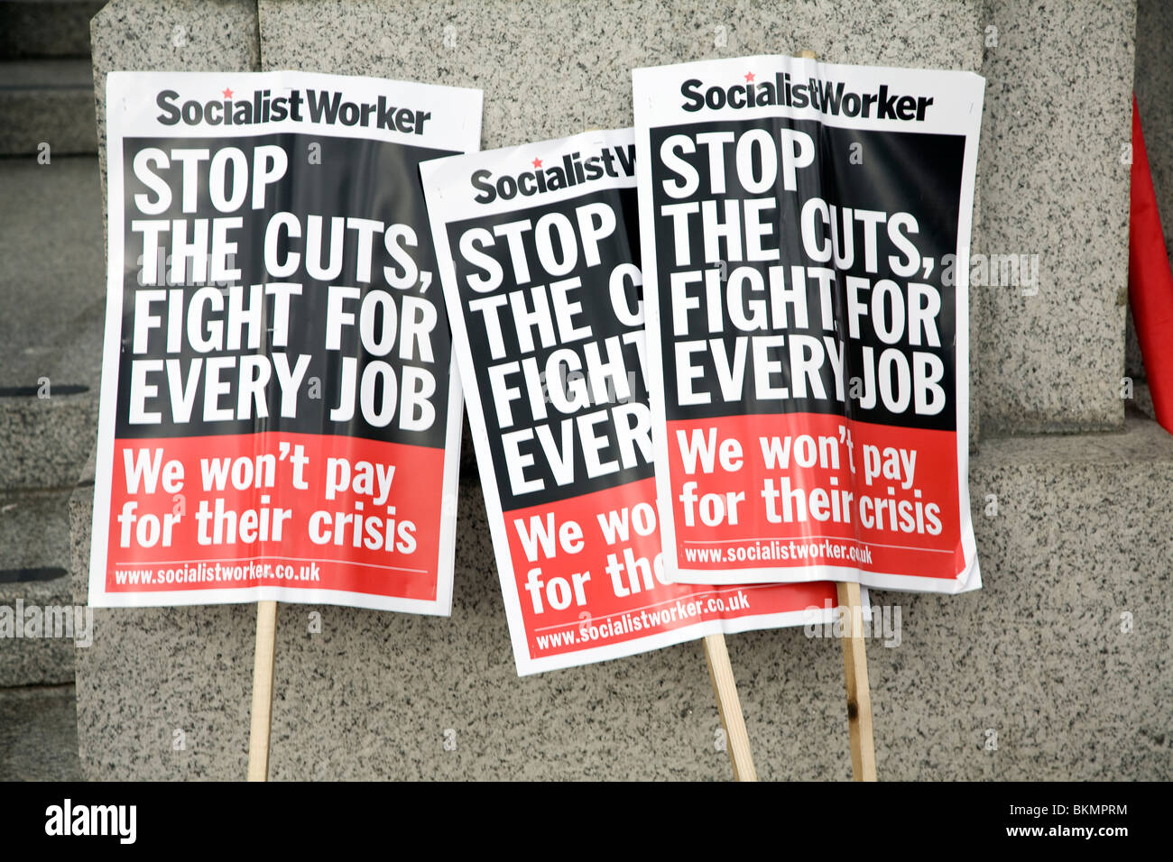 Mai und Kundgebung am Trafalgar Square, 1. Mai 2010 Socialist Worker party Banner Stockfoto