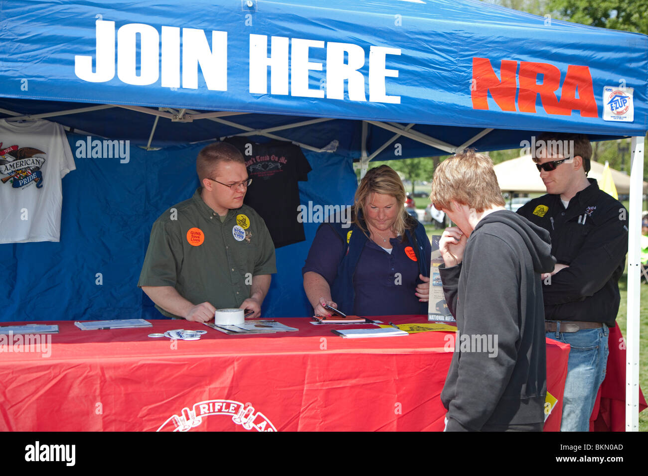 National Rifle Association Rekrutierung Stand auf der pro-Gun-Rallye Stockfoto