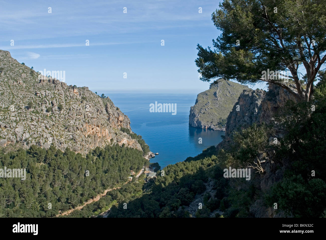 Die felsigen Bucht von Sa Calobra, auf Mallorca (Spanien). La Calanque de Sa Calobra, À Mallorca (Espagne). Stockfoto