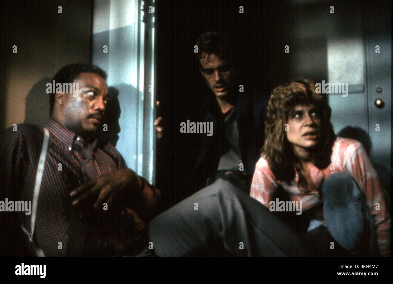 DER TERMINATOR (1984)-PAUL WINFIELD, MICHAEL BIEHN, LINDA HAMILTON TRM 045 Stockfoto