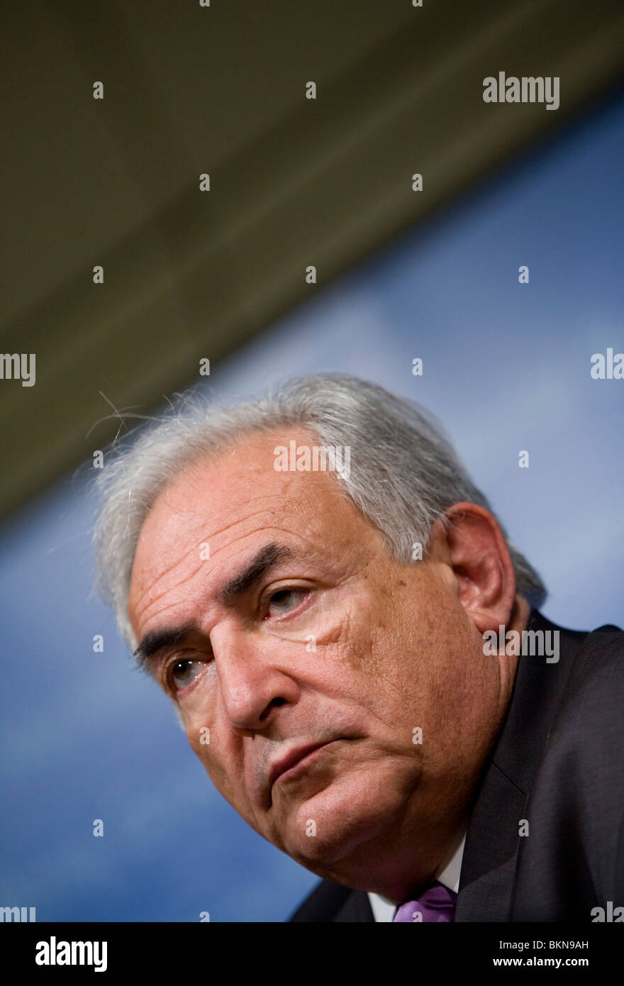 Internationalen Währungsfonds Fonds Verwaltung direkte Dominique Strauss - Kahn während einer Pressekonferenz. Stockfoto
