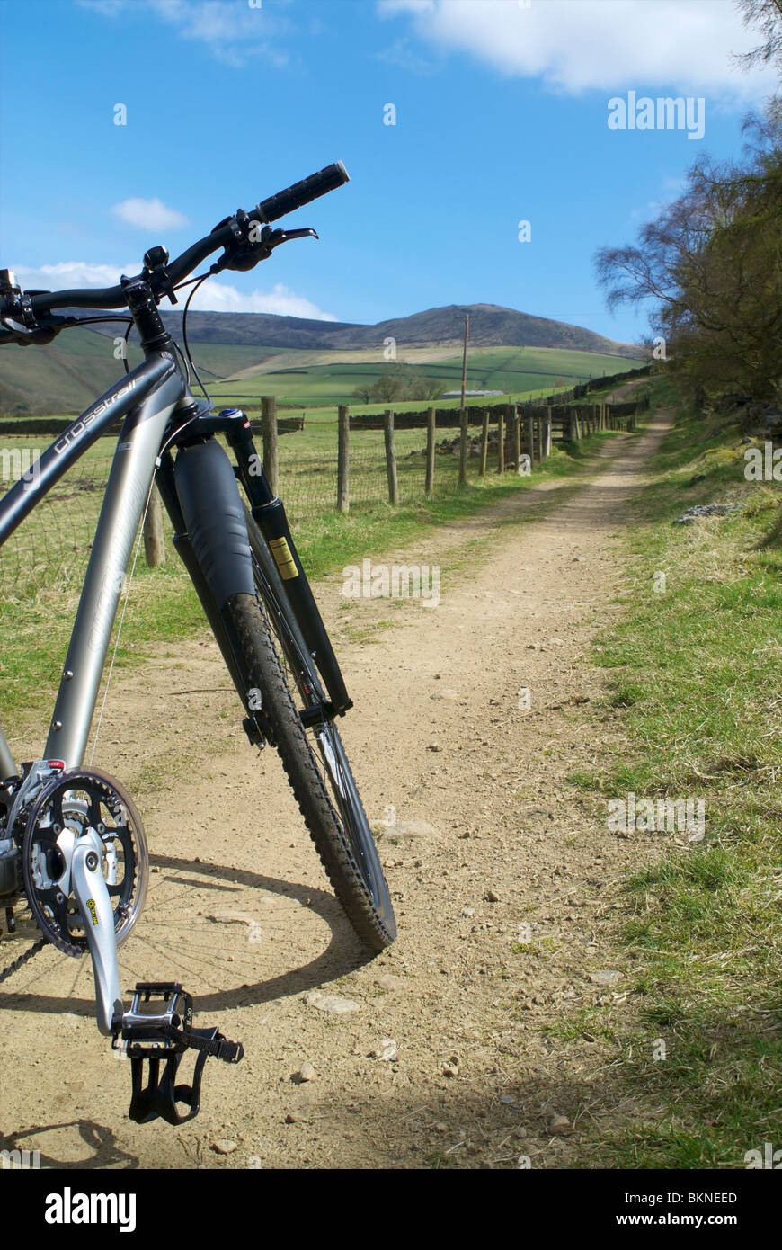 Radfahren in der Nähe von Hayfield im Peak District Stockfoto