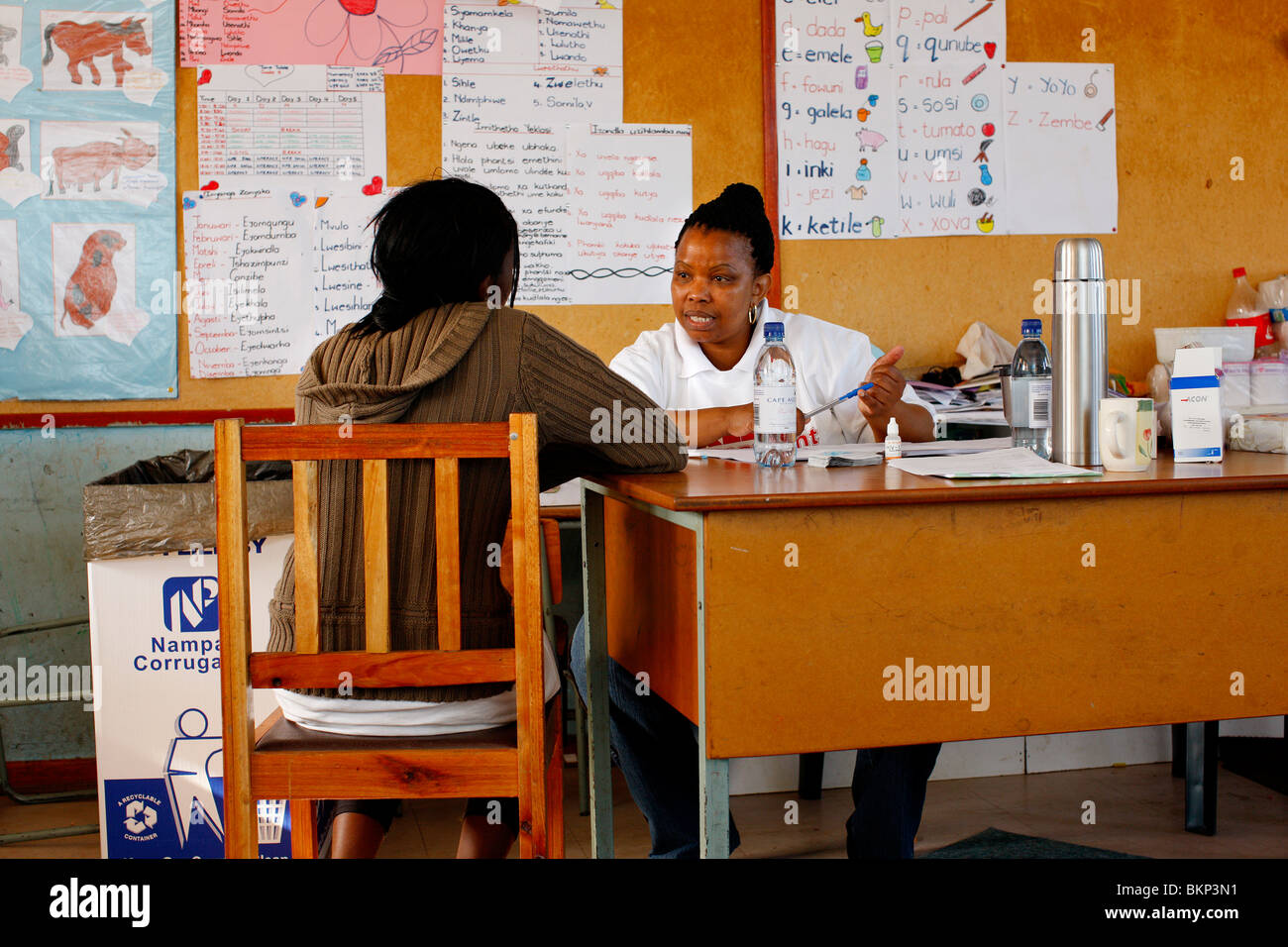 HIV-Teststation im Township Stockfoto