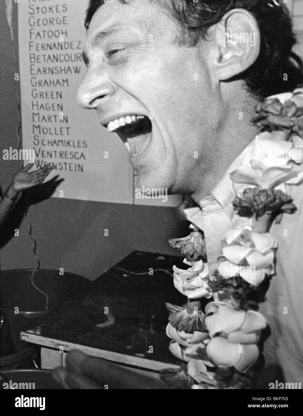 Harvey Milk, feiert den Sieg als San Francisco Supervisor in der Wahlnacht 8. November 1977 Stockfoto