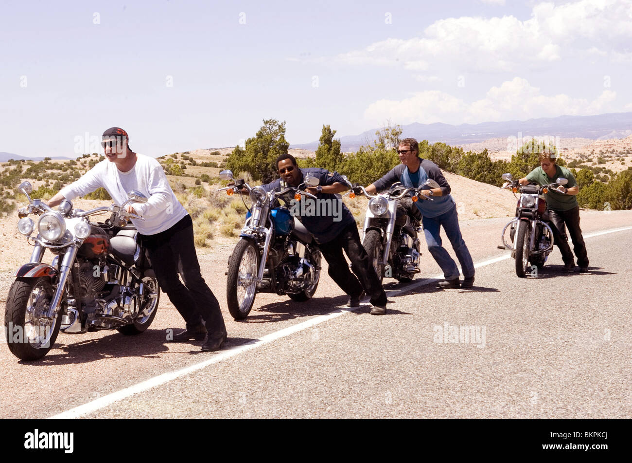 WILD HOGS (2007) JOHN TRAVOLTA, TIM ALLEN, MARTIN LAWRENCE, WILLIAM H. MACY WHOG 001-12 Stockfoto