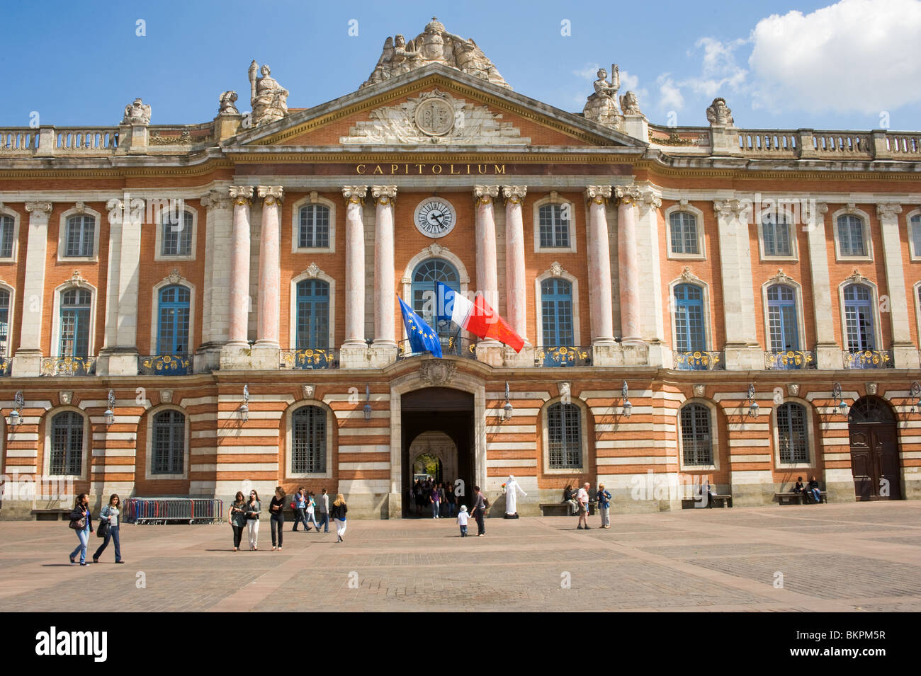 Das Hauptstadt-Gebäude [Capitole] von Capital Square [Place du Capitole] in Toulouse Haute-Garonne Midi-Pyrenäen-Frankreich Stockfoto
