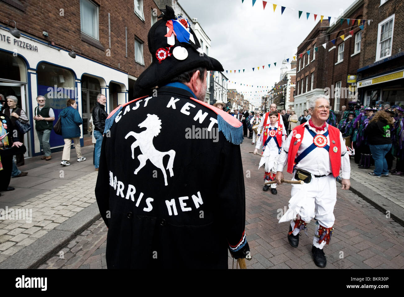 Chris Stubbings, East Kent Morris auf dem Festival kehrt zum Narren Stockfoto